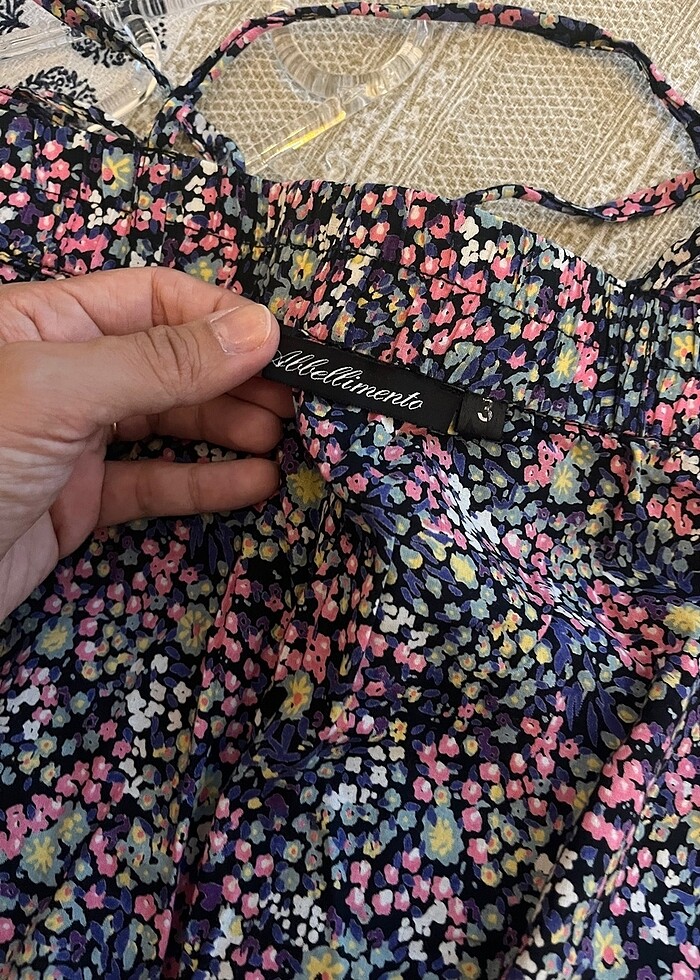 Çiçekli elbise - Görsel 4