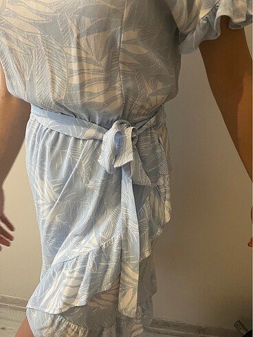 Açık mavi elbise - Görsel 5