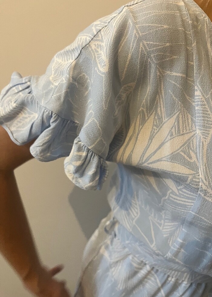 Açık mavi elbise - Görsel 2