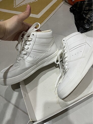 Pull and Bear Beyaz sneaker