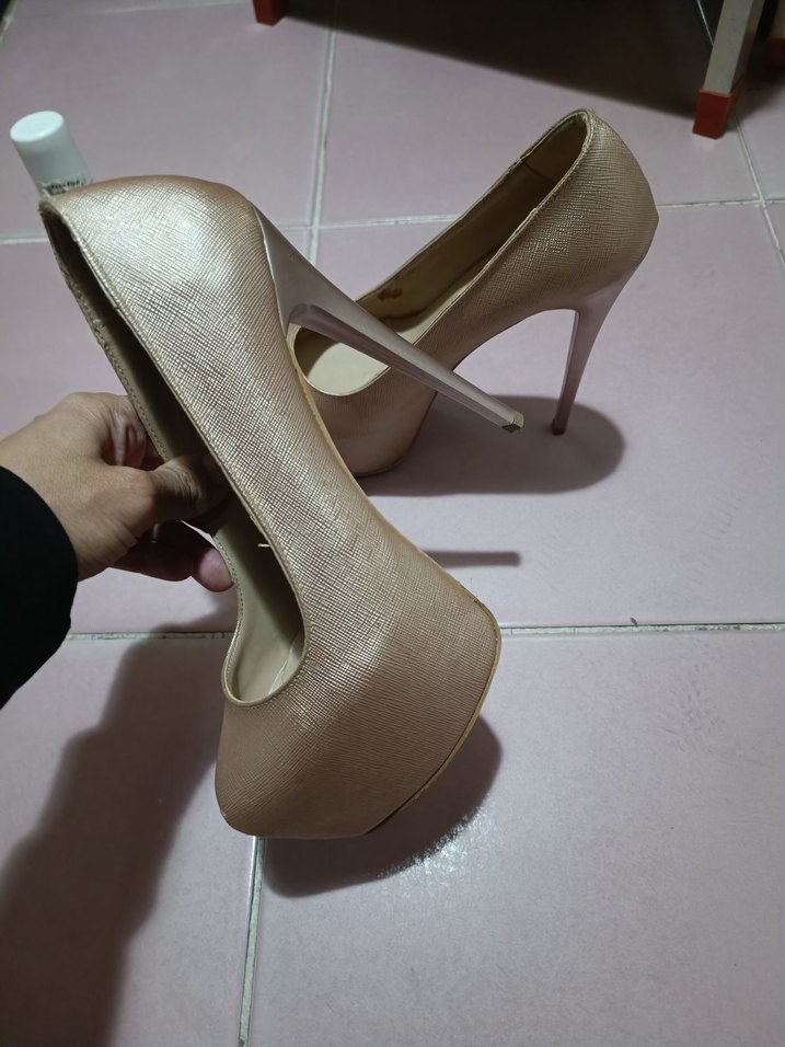 Bej Parlak Yılan Desenli platform topuklu ayakkabı - Görsel 5