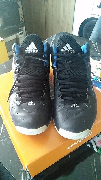 Adidas ayakkabı