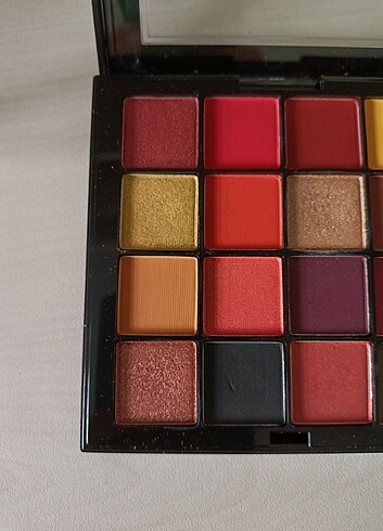 NYX phoenix far paleti - Görsel 4