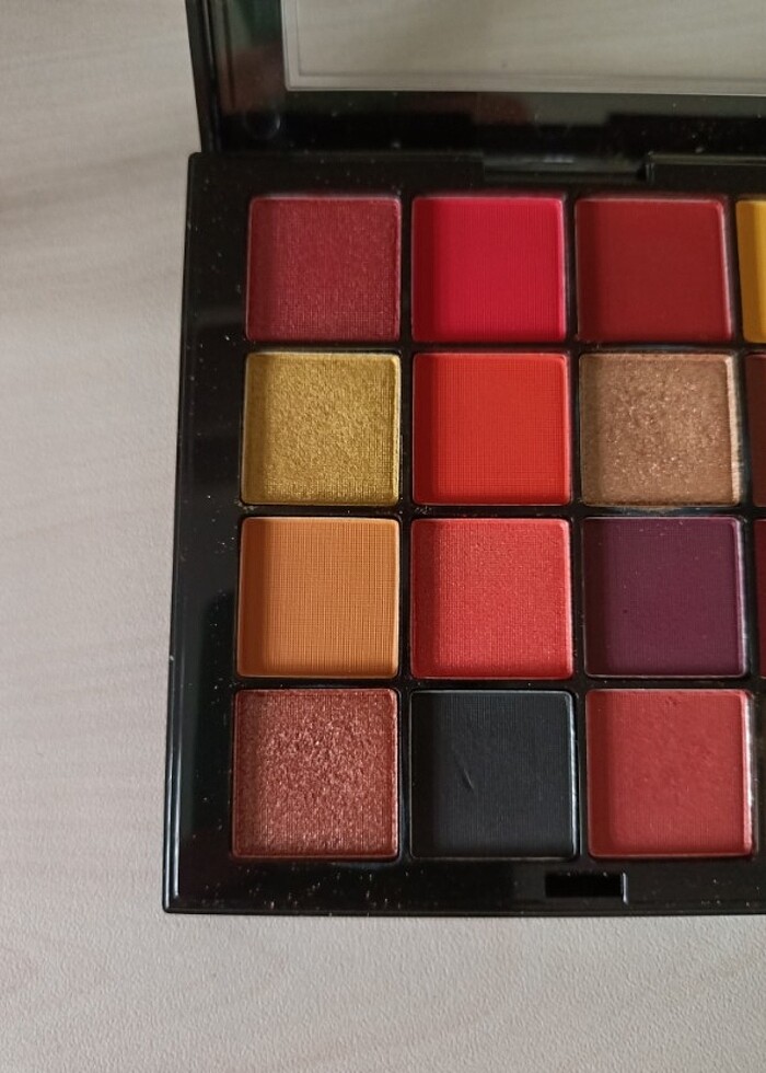 NYX phoenix far paleti - Görsel 4