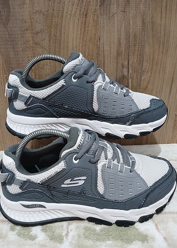 40 Beden skechers