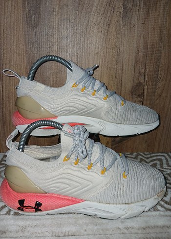 38 Beden under armour