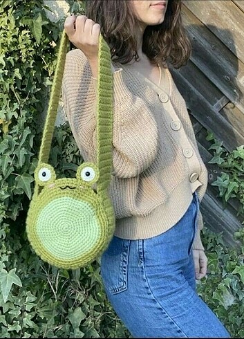 Yeşil kurbağa çanta