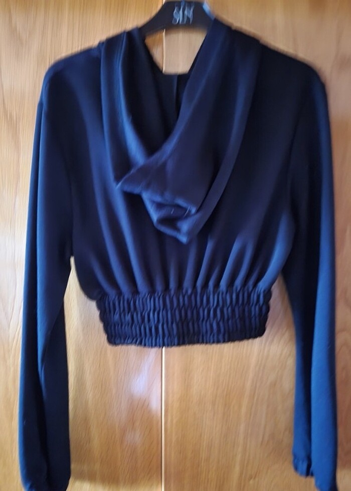 Kapşonlu fermuarlı  kısa kurop - Görsel 2