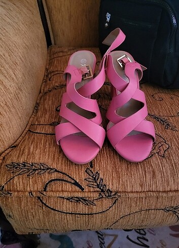 Açık ayakkabı - Görsel 3