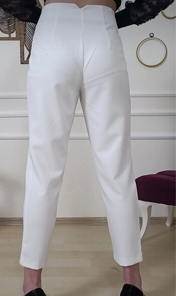 46 Beden beyaz Renk Zara model Pensli pantolon