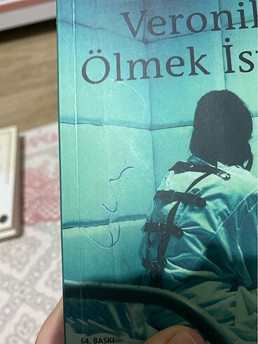 Beden Renk Veronika ölmek istiyor kitap