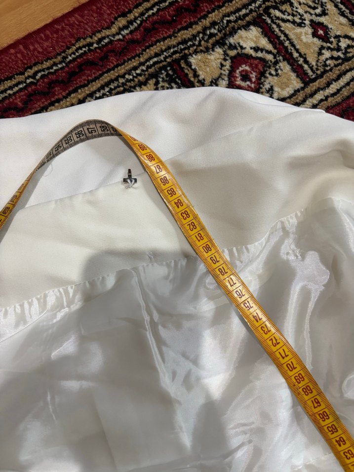 Düğmeli Beyaz Kadın Uzun Blazer Ceket - Görsel 2