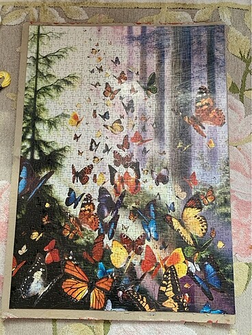 Anatolian Kelebek Ormanı Puzzle 1000 parça