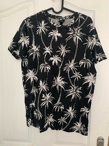 H&m t-shirt