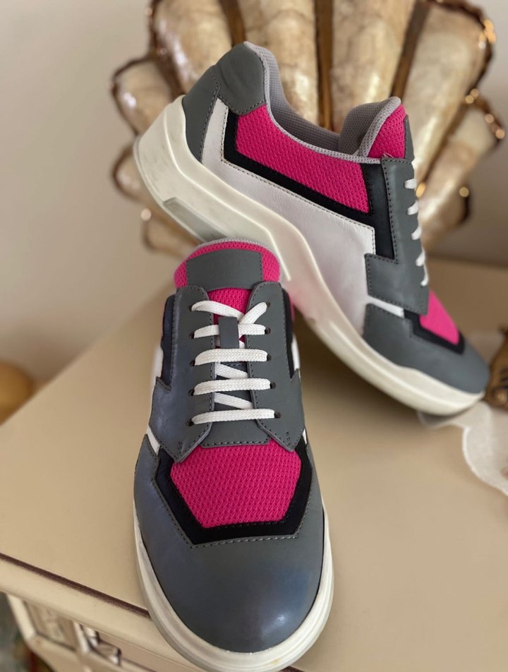 PRADA bayan - Görsel 3