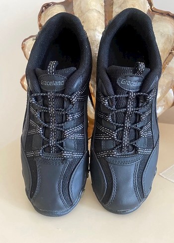 Siyah Dolgu Topuklu Bağcıklı Kadın Spor Ayakkabı - Görsel 3