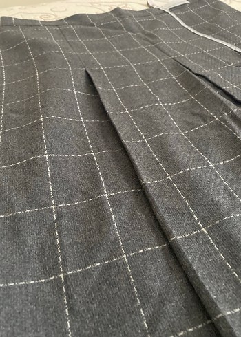 Gri Pileli Midi Etek - Görsel 8