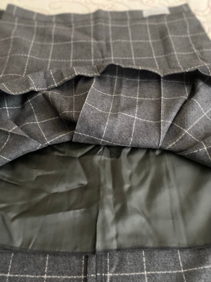 Gri Pileli Midi Etek - Görsel 4