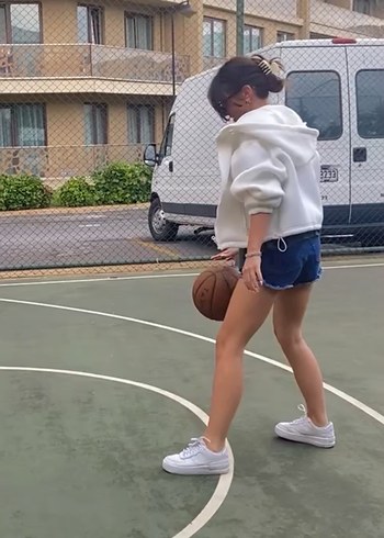 Beyaz Fermuarlı Kadın Ceket - Görsel 2