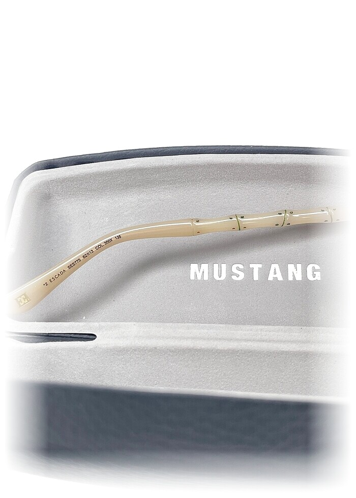 Escada Gözlük %70 İndirimli. - Görsel 3