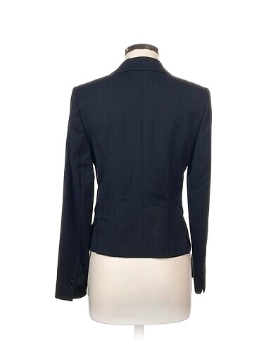 universal Beden ipekyol Blazer %70 İndirimli.