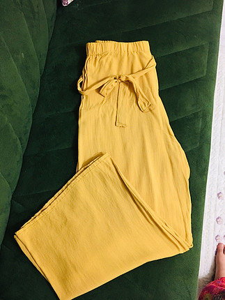 HİÇ GİYİLMEMİŞ Hardal sarısı pantalon