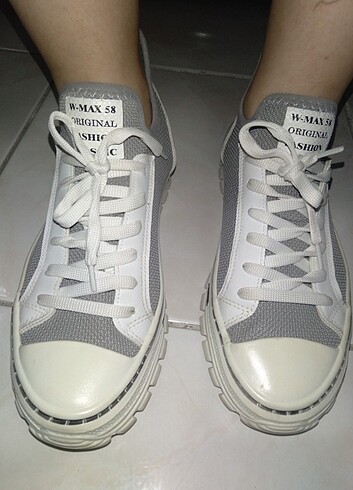 Agatha Kalın taban converse