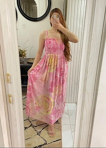 Uzun yazlık çiçekli tiril tiril elbise 