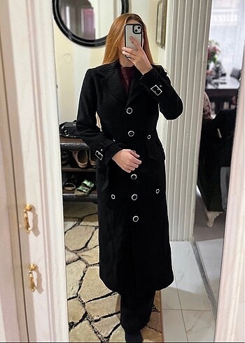 Uzun Maxi boy düğmeli cepli kuşaklı kaşe kaban tesettür