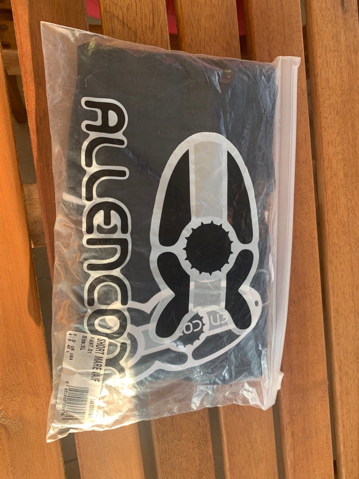 Siyah Baskılı Erkek Mayo - Görsel 2