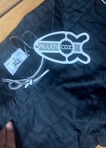 Baskılı Siyah Erkek Yüzücü Şortu - Görsel 4