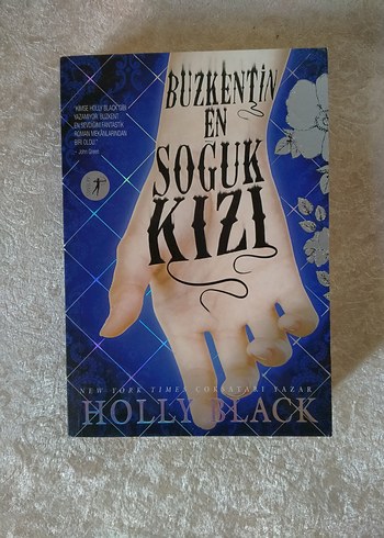 Buzkentin En Soğuk Kızı - Holly Black