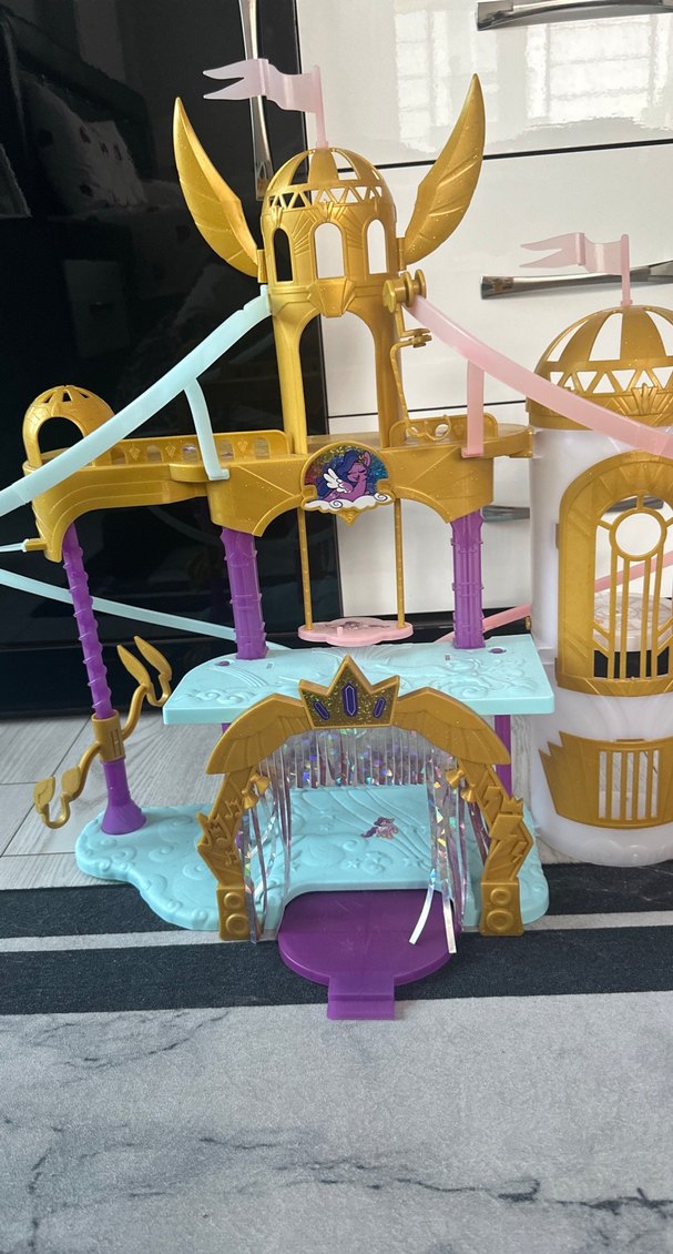 Yeni model Pony kraliyet evi - Görsel 2