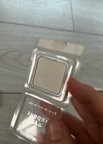 Orjinal Bourjois Göz Farı Seti Beyaz ve Gri Tonlar - Görsel 12