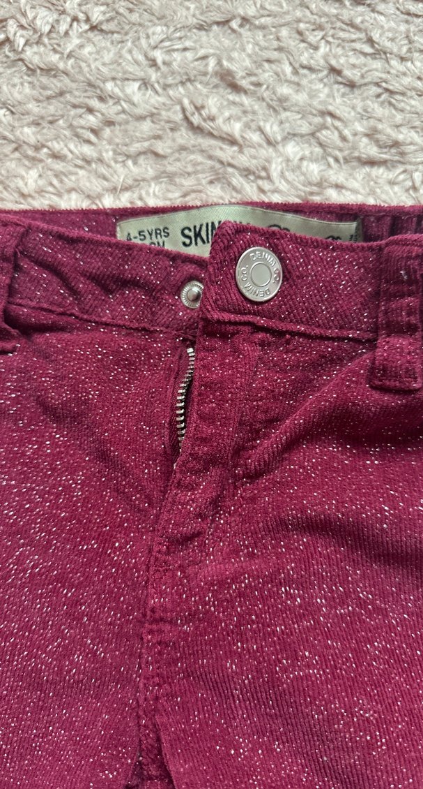 Kız Çocuk Bordo Parlak Dar Kesim Pantolon - Görsel 4