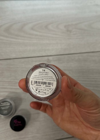 Gri Göz Farı Seti Essence ve 2true - Görsel 4