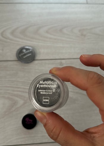 Gri Göz Farı Seti Essence ve 2true - Görsel 5