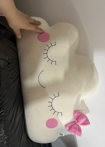 Beyaz Bulut Desenli Çocuk Yastığı - Görsel 3