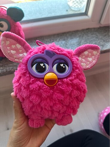 Diğer Orjinal Furby bebekler