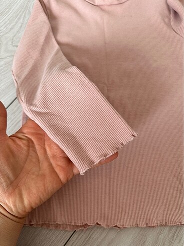 4 Yaş Beden ZARA nın fitilli bluz/body si