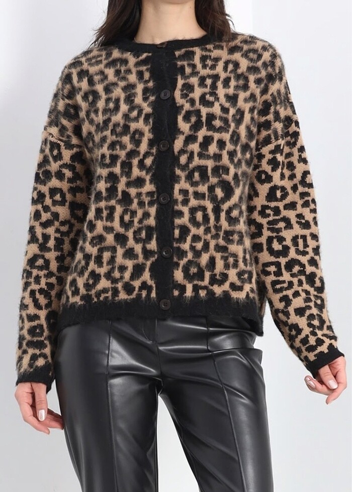 Leopar desenli hırka - Görsel 3