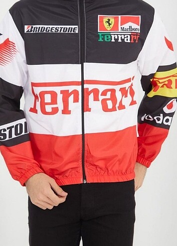 FERRARİ yağmurluk 