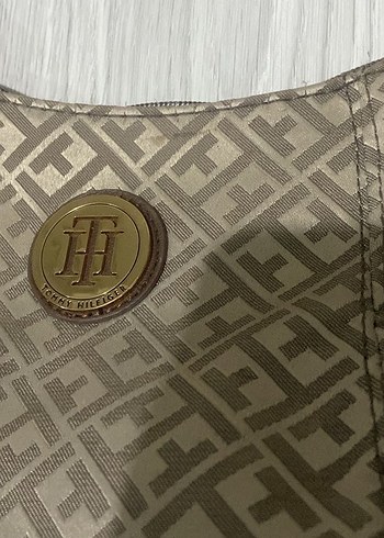 Tommy Hilfiger Fermuarlı Kahverengi Kadın Çanta