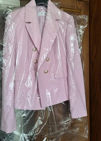 Mango pembe kısa blazer ceket