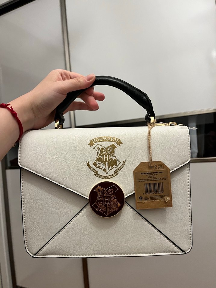 Beyaz Deri Hogwarts Baskılı Kadın Çanta - Görsel 2