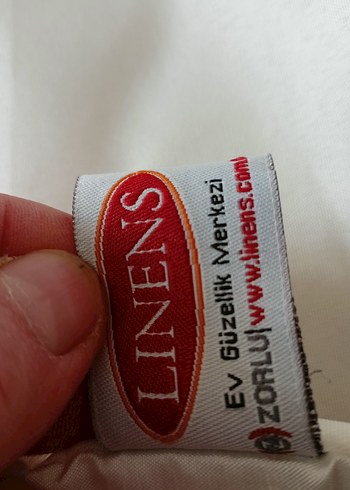 İşlemeli Beyaz Parlak Yatak Örtüsü - Görsel 7