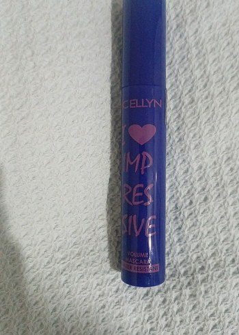 Parlak Mor Maskara - Görsel 4