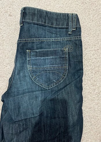 s Beden Kemer Detaylı Rahat Kesim Kadın Denim Şort