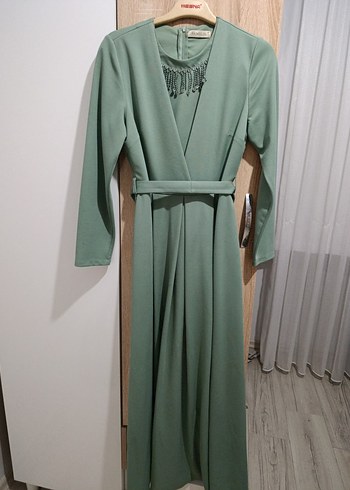 Uzun Kollu Yeşil Kadın Elbise - Görsel 2