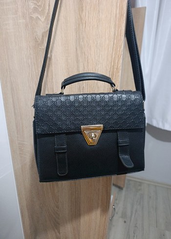 Klasik Siyah Deri Kadın Çanta - Görsel 2